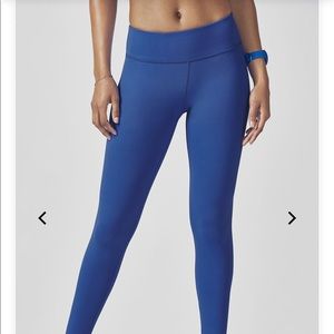 Fabletics blue leggings